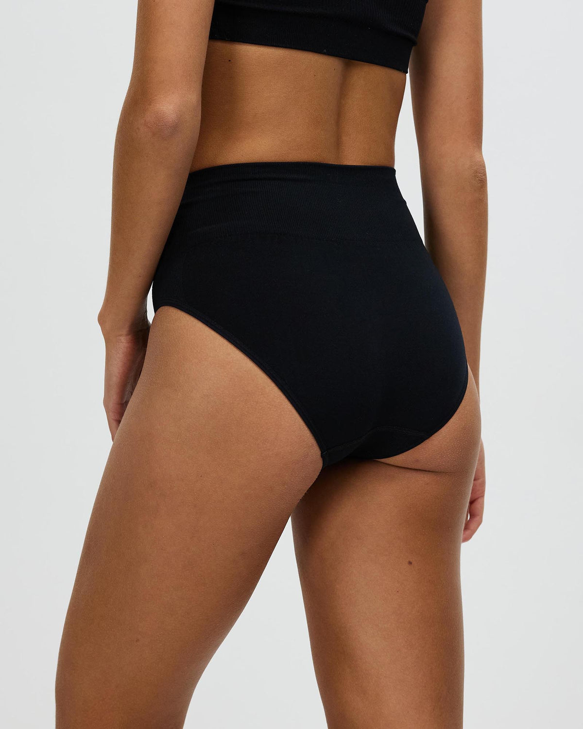 ChiChi Briefs