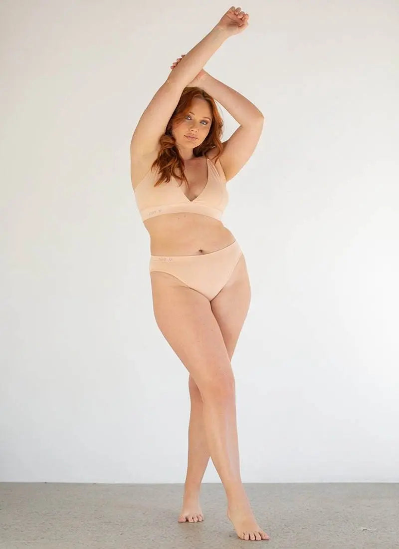 Callie Brief 4 SetSetsnullQUICK FACTS
Natural hip bikini brief
Thin, soft waistband
Semi-seamless design
78% Lenzing Tencel, 17.8% Polyamide and 4.2% Elastane
Our Callie brief elevates the