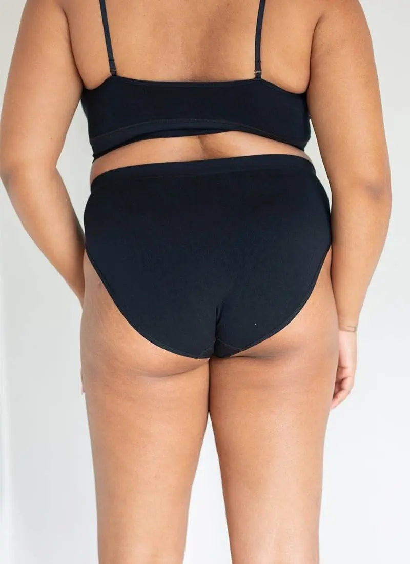 Callie Brief 4 SetSetsnullQUICK FACTS
Natural hip bikini brief
Thin, soft waistband
Semi-seamless design
78% Lenzing Tencel, 17.8% Polyamide and 4.2% Elastane
Our Callie brief elevates the