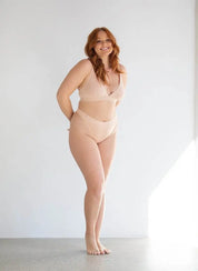 Natv Cheeky G String - Signature ColoursG StringCheeky GMeet The Cheeky G – Seamless, Soft & Seriously Comfy
She puts the OG in G String. The Cheeky G is your everyday, feel-good, barely-there bestie. With a flatterin