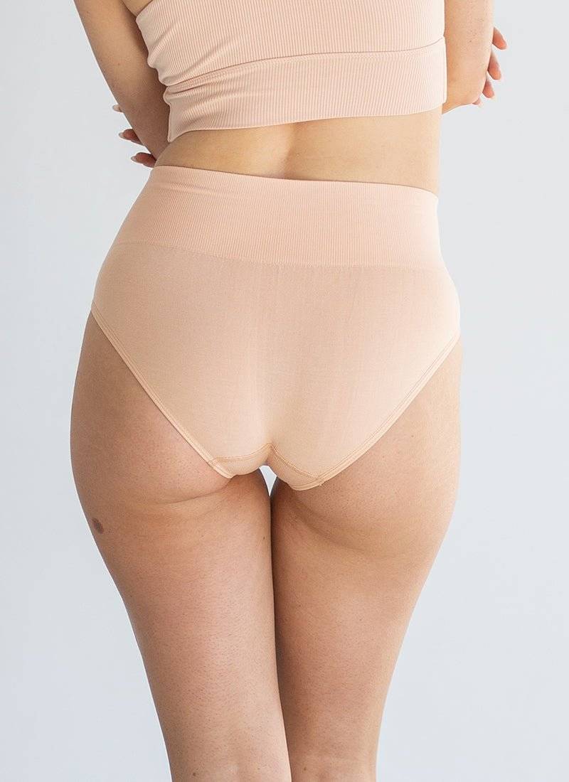 The ChiChi 7 Brief BundleSetsnullChiChi Brief – Your Superhero Underwear
Get ready to wear your superhero pants under your clothes.
✨ High-waisted, shape-shifting bikini brief✨ Thick, firm waistband