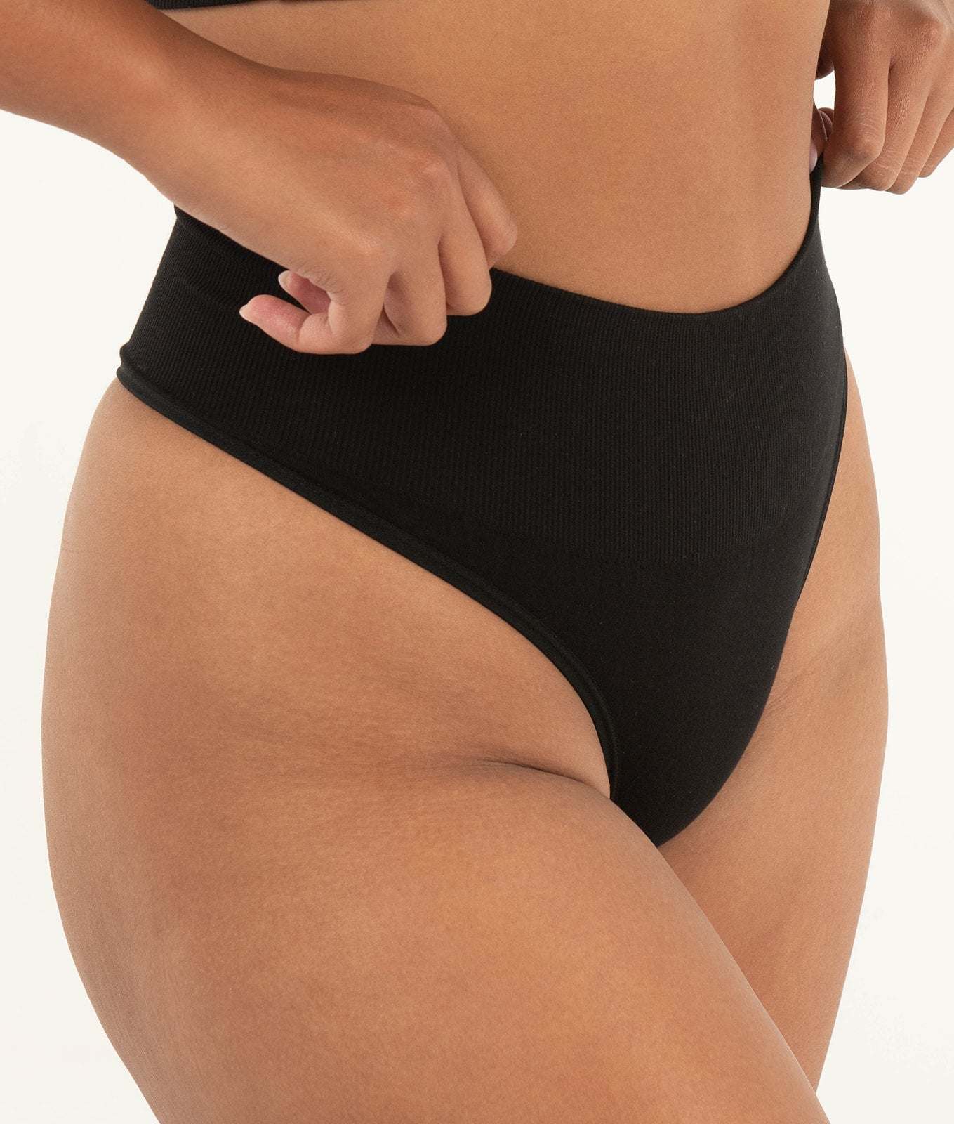 The ChiChi 7 G BundleSetsnullOur ChiChi G is a shape shifting, high waisted G String that will hold you tight in all the right places. 
High-waisted shape shifting G string
Thick, firm compress