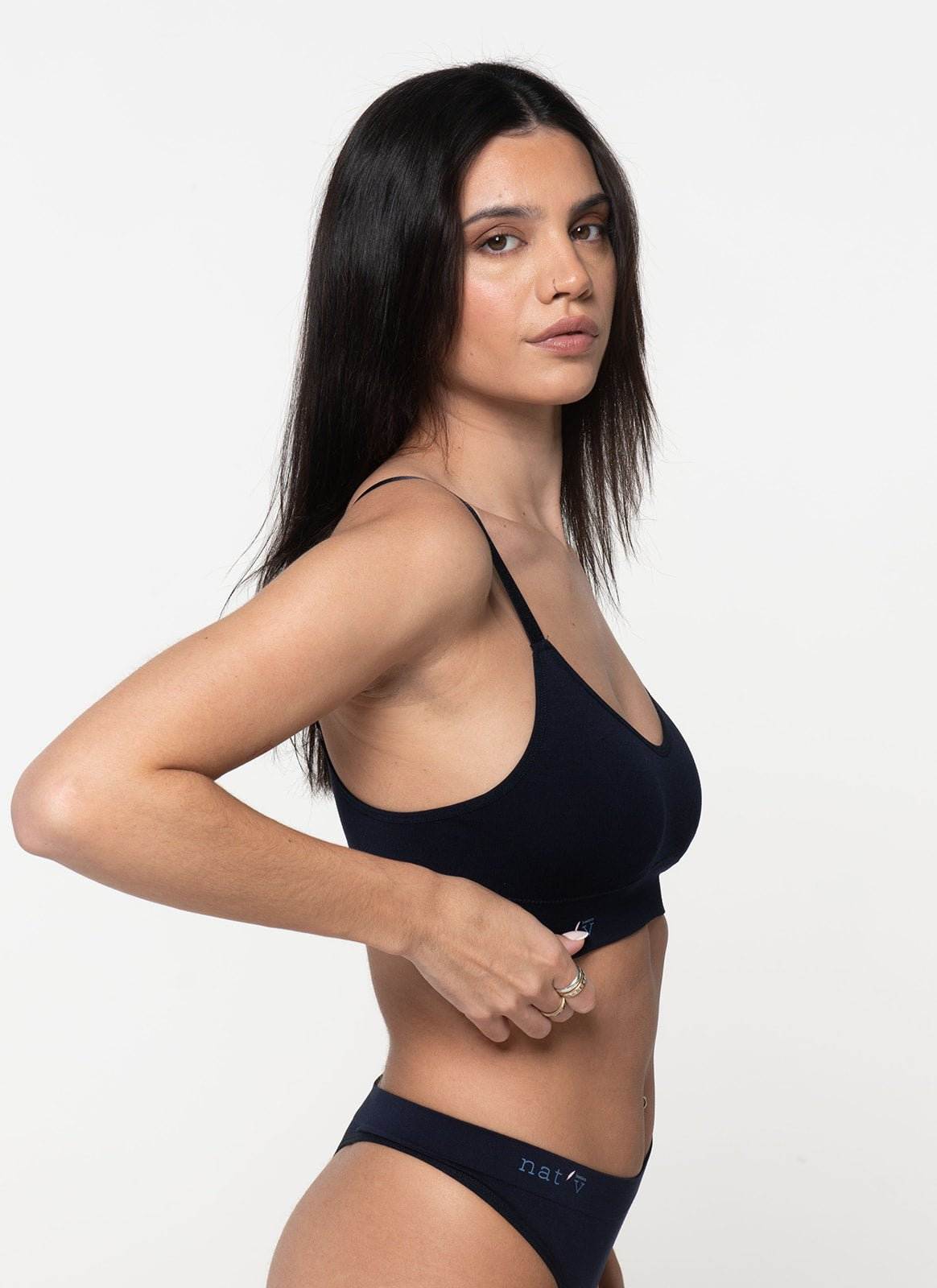 The Everyday Crop 7 BundleCropnullThe Everyday Crop – Comfort You Can Count On
This bundle brings you four of our New The Everyday Crops.
These sets include seven.
Slip into something that truly feel