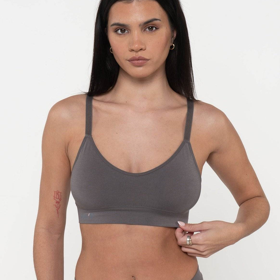 The Everyday Crop 7 BundleCropnullThe Everyday Crop – Comfort You Can Count On
This bundle brings you four of our New The Everyday Crops.
These sets include seven.
Slip into something that truly feel