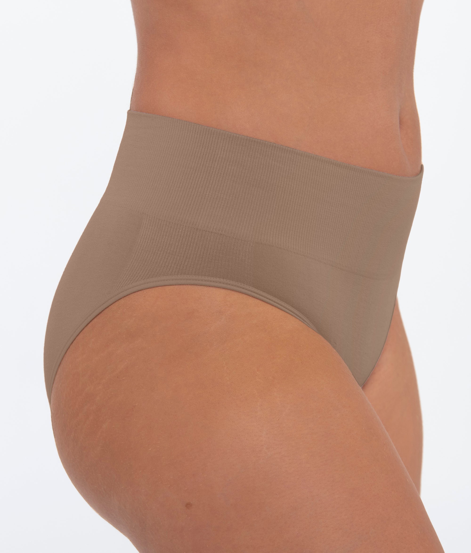 ChiChi_Brief_Chestnut-3.jpg