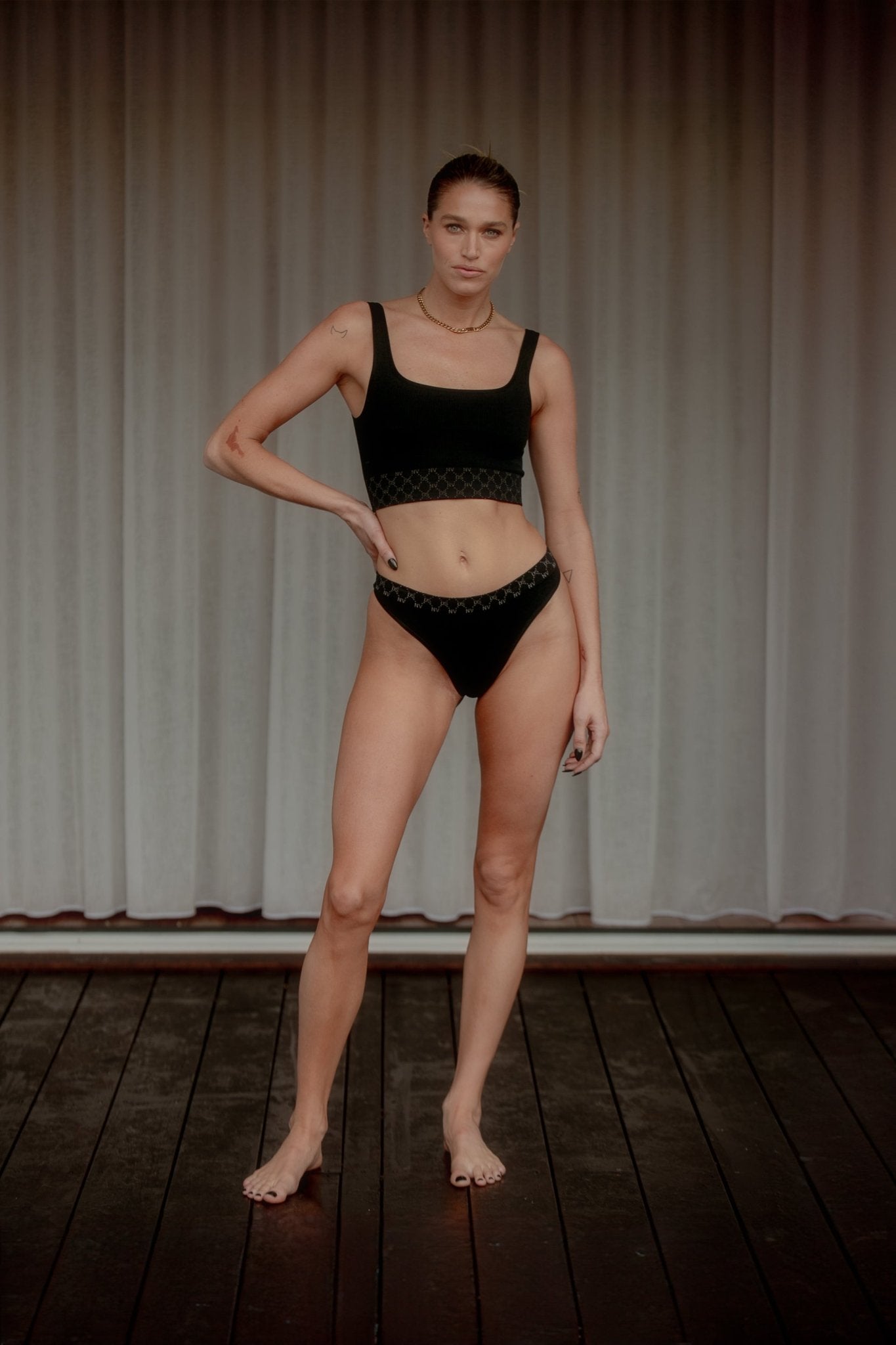 Darling Shine Crop - natvbasics.com