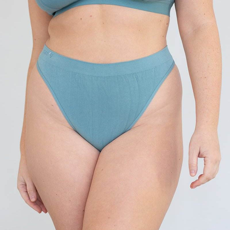 Natv Cheeky G String - Limited Edition ColoursG StringnullLIMITED EDITION COLOURS
The Cheeky G – Seamless, Soft &amp; Seriously Comfy
Putting the OG in G String, this cheeky little number is all about that barely-there feel