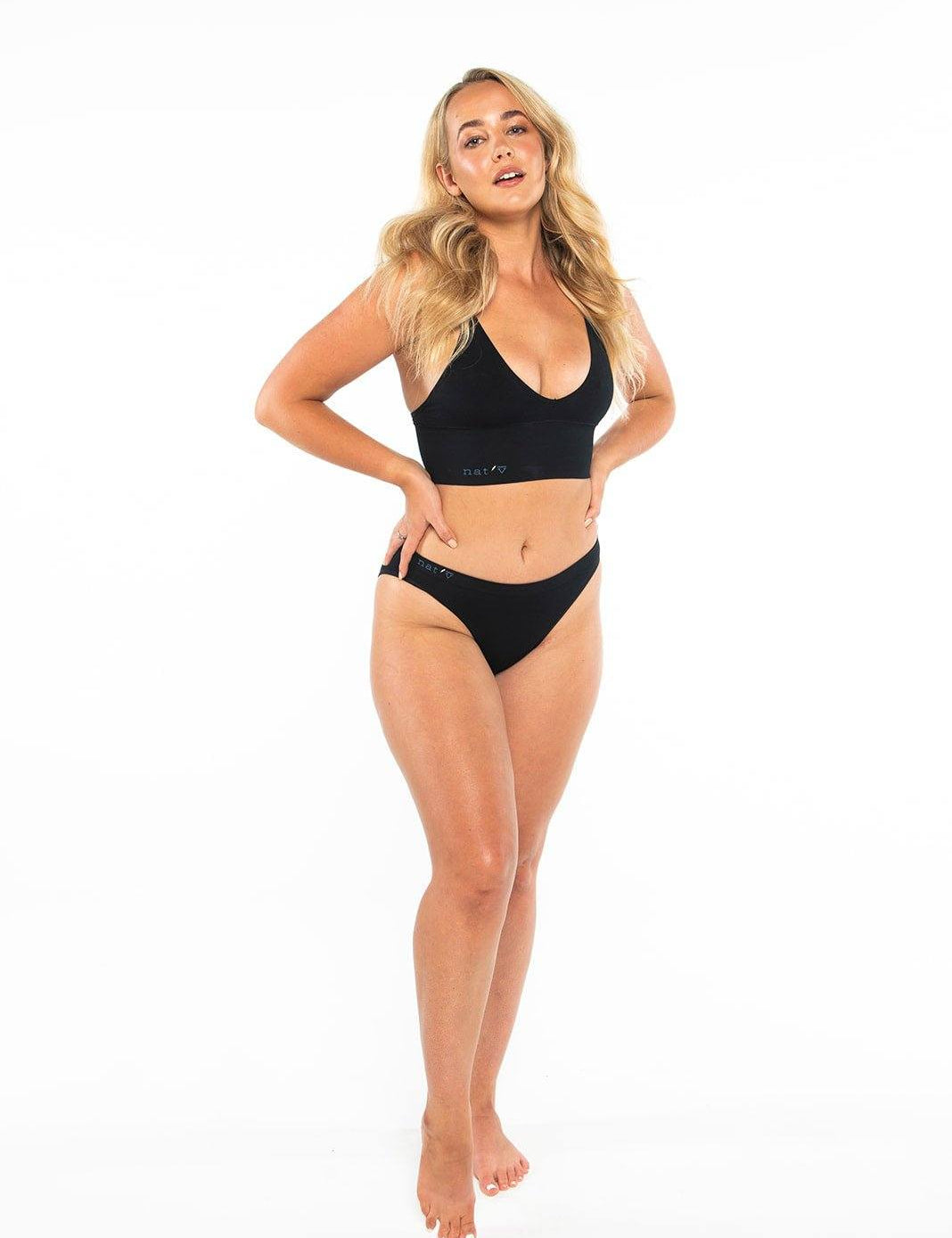 The Callie Mixed 7 Brief BundleSetsnullGrab a fun set of seven in surprise colours, ready to add some excitement to your collection! 🌈🎉

Get a set of 7 in random colours in stock now - Lucky dip.
Your u