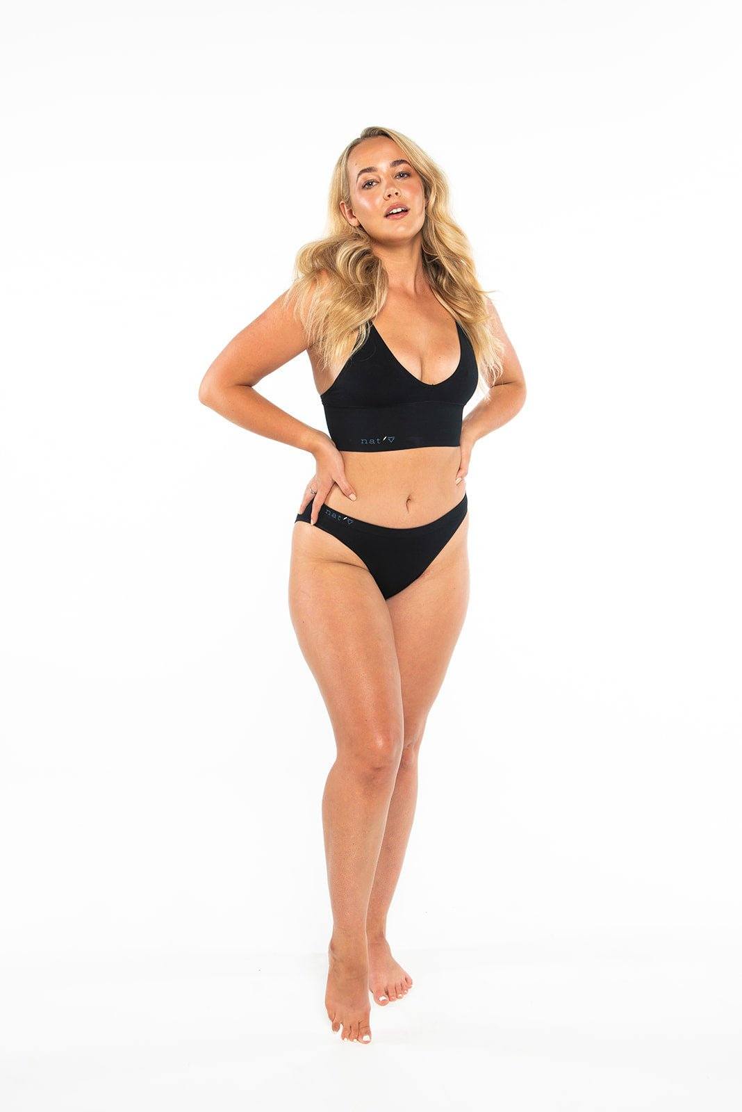 The Callie Mixed 7 Brief BundleSetsnullGrab a fun set of seven in surprise colours, ready to add some excitement to your collection! 🌈🎉

Get a set of 7 in random colours in stock now - Lucky dip.
Your u